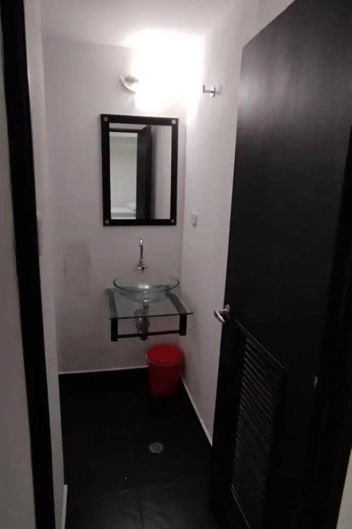 Hotel Paradise Lleras Μεντεγίν