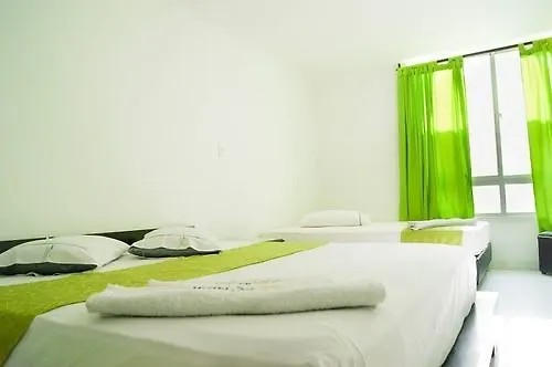 Hotel Paradise Lleras Μεντεγίν
