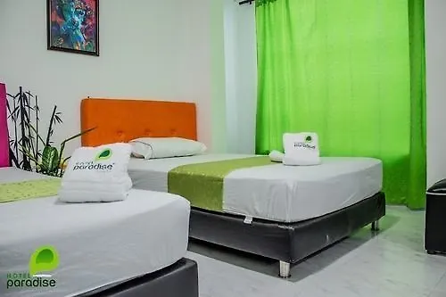 Hotel Paradise Lleras Μεντεγίν